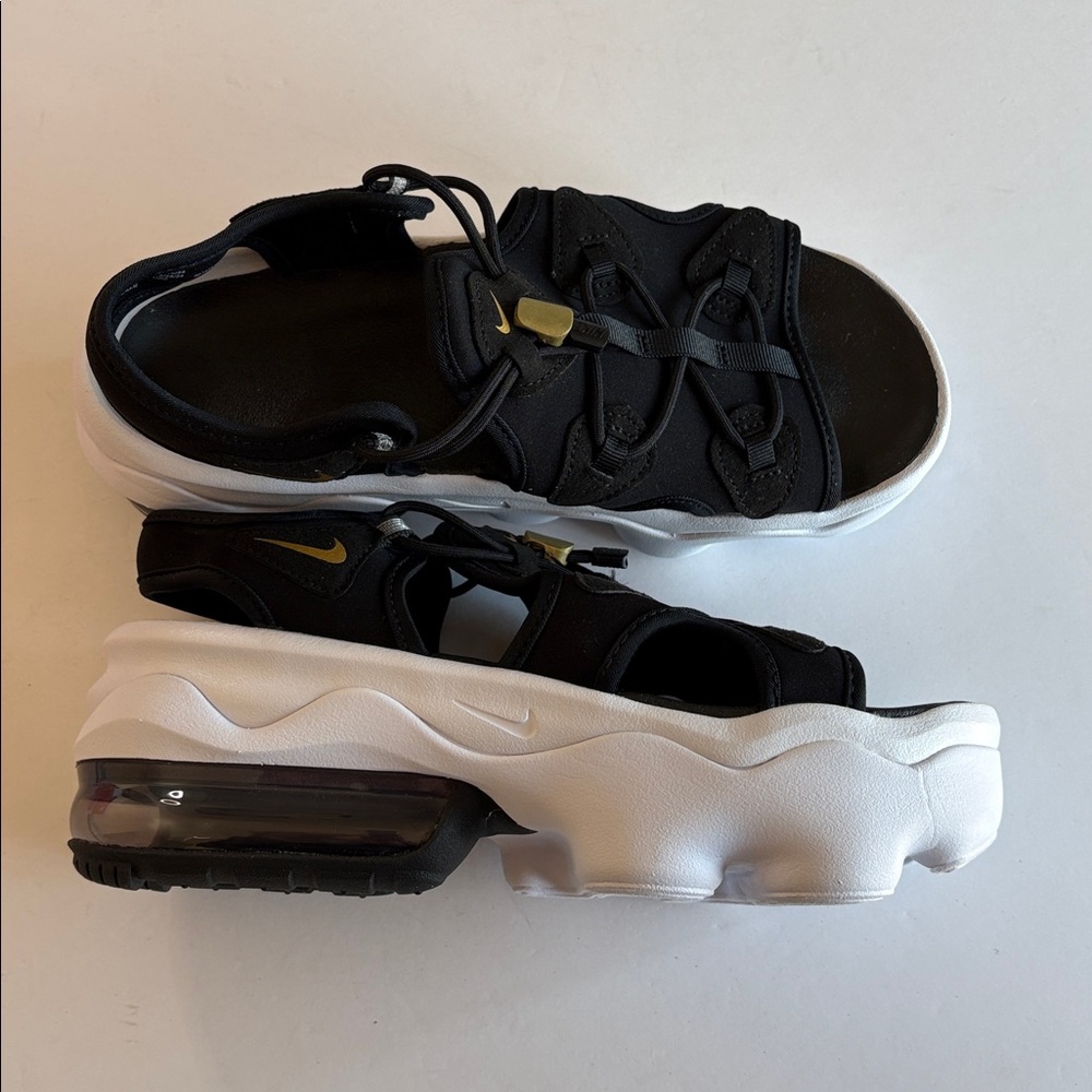 Women’s Nike Air Max Koko Sandals

New in box - Picture 5 of 8